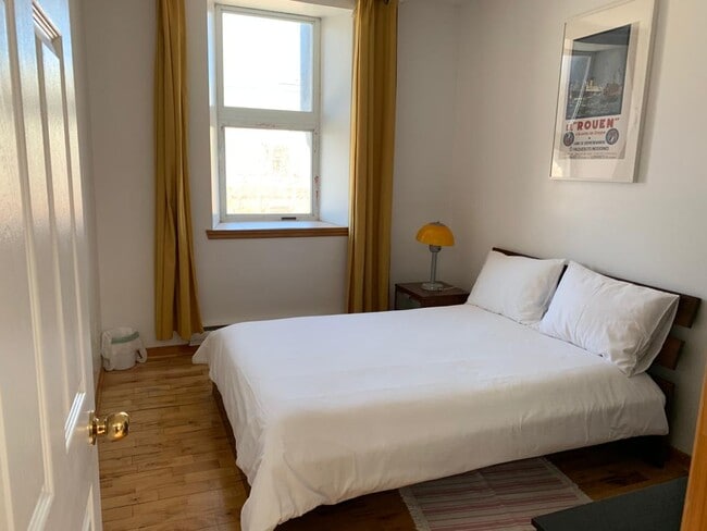 property at 4298 Saint Laurent Boul