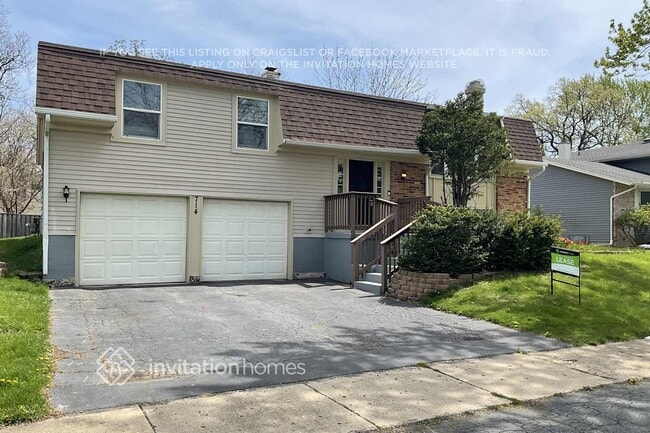 property at 714 N Pinecrest Rd