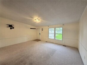 54 W Tryon Ct in Spring Lake, NC - Building Photo - Building Photo