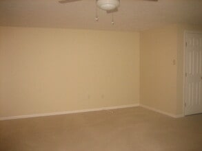 1002 Jessicas Ct in Bel Air, MD - Building Photo - Building Photo