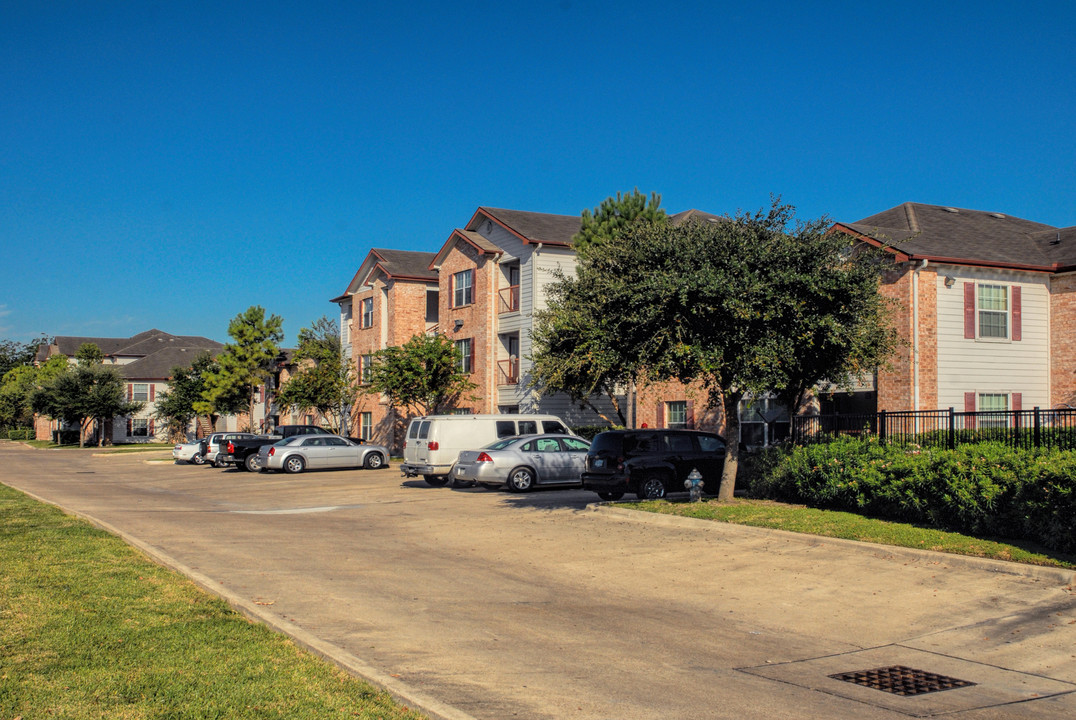 Norma's Plaza in Houston, TX - Foto de edificio