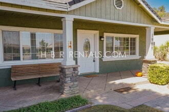 1909 Valpico Rd in Tracy, CA - Building Photo - Building Photo