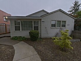 1323 E 20th Ave in Eugene, OR - Building Photo