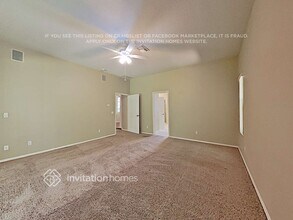 28834 Falling Leaves Way in Zephyrhills, FL - Building Photo - Building Photo