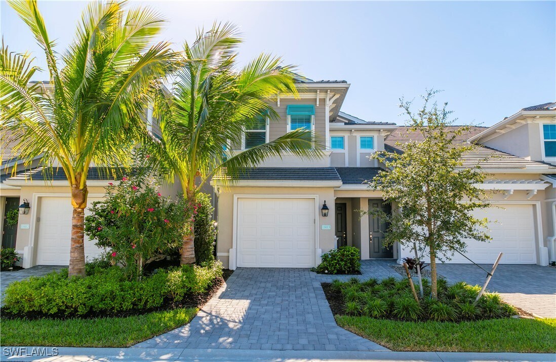 6953 Avalon Cir in Naples, FL - Building Photo