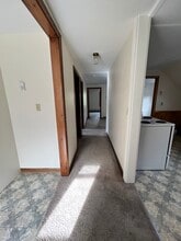 38 Arnold Rd, Unit Apartment3 in North Attleboro, MA - Foto de edificio - Building Photo