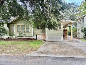 406 E 9th Ave in Mount Dora, FL - Building Photo - Building Photo