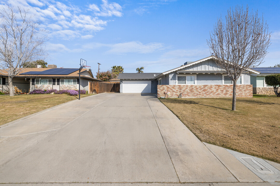 4542 Skye Dr in Bakersfield, CA - Building Photo