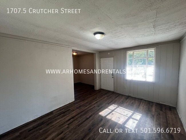 1707.5 Crutcher St in North Little Rock, AR - Building Photo - Building Photo