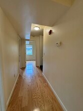 34 Raymond St, Unit 34A in Boston, MA - Foto de edificio - Building Photo