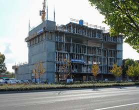 The Rivers Building in Salem, OR - Building Photo - Building Photo