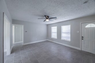 5007 Northridge Dr in Houston, TX - Building Photo - Building Photo