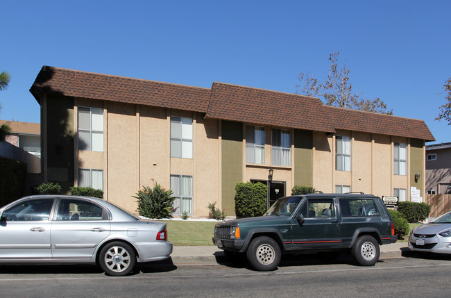 Berkshire Apartments in Chula Vista, CA - Building Photo - Building Photo