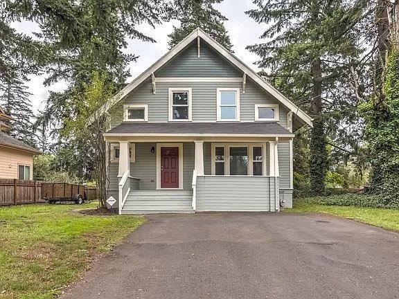 8450 SE Harney St in Portland, OR - Foto de edificio