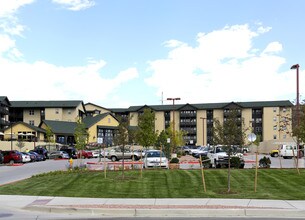 Lodges of Colorado Springs Student Housing in Colorado Springs, CO - Foto de edificio - Building Photo