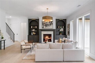 312 Meadow Dr in Alpharetta, GA - Building Photo - Building Photo