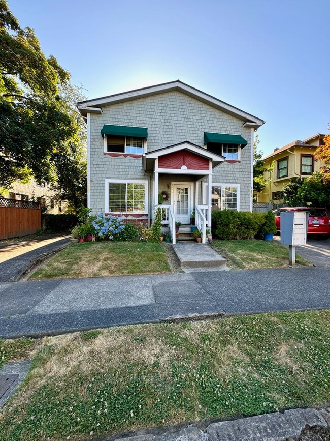 1923 NE 14th Ave in Portland, OR - Building Photo - Building Photo