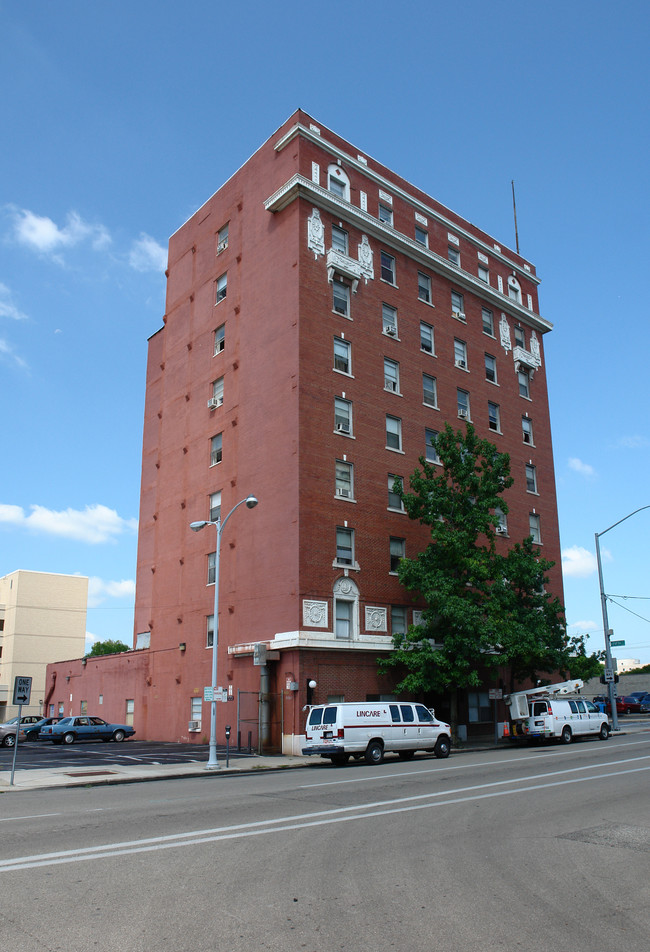 Holden House in Dayton, OH - Building Photo - Building Photo