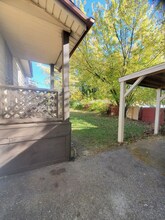 11806 Farringdon Ave in Cleveland, OH - Building Photo - Building Photo