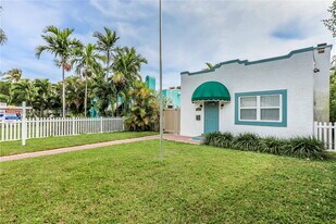 1648 Adams St in Hollywood, FL - Building Photo