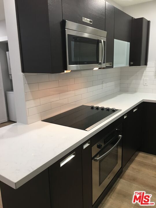 5300 Fairview Blvd in Los Angeles, CA - Building Photo - Building Photo
