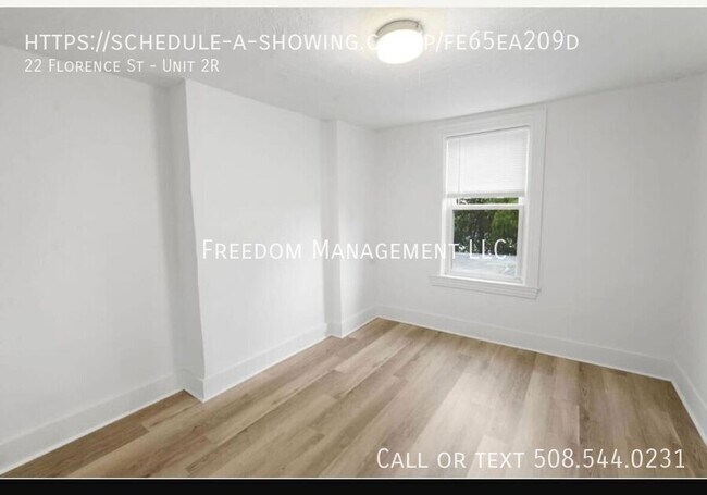 22 Florence St in Worcester, MA - Building Photo - Building Photo