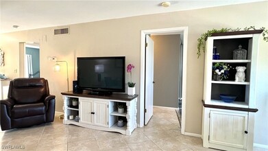 6300 South Pointe Blvd, Unit 222 in Ft. Myers, FL - Building Photo - Building Photo