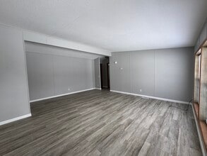 4237 Daffodil Cir in Traverse City, MI - Foto de edificio - Building Photo