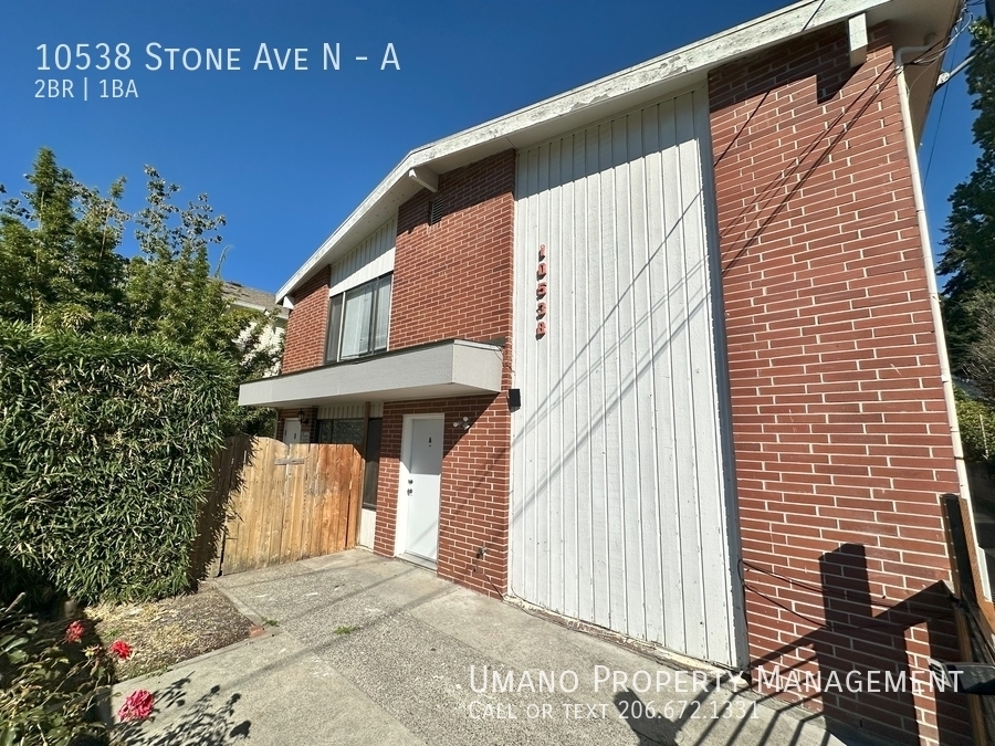 10538 Stone Ave N in Seattle, WA - Building Photo