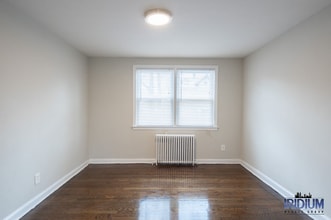 473 Park Ave-Unit -1BR in Orange, NJ - Building Photo - Building Photo