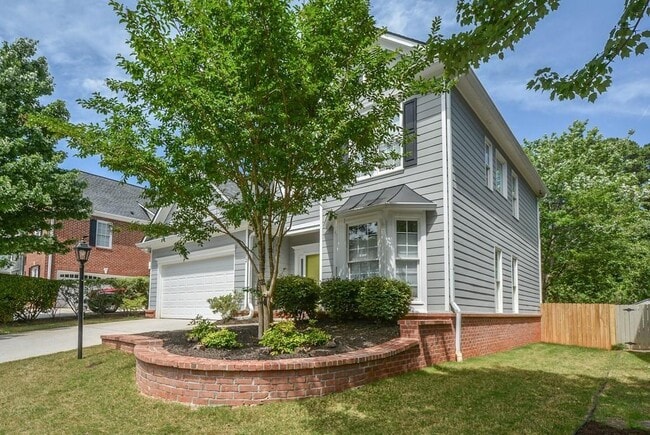 property at 212 Ivy Glen Cir