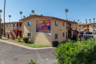 North Mountain Foothills in Phoenix, AZ - Building Photo - Building Photo