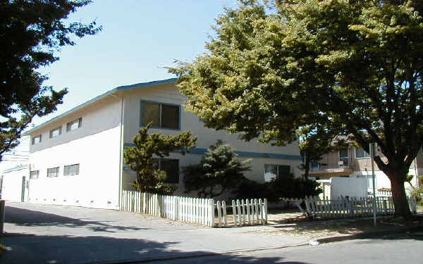 5682 Hoffman Ct in San Jose, CA - Building Photo