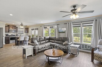 679 Spartan Commodor Ln in Inman, SC - Building Photo - Building Photo