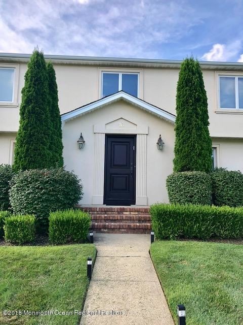 16 Bridle Dr in West Long Branch, NJ - Building Photo - Building Photo