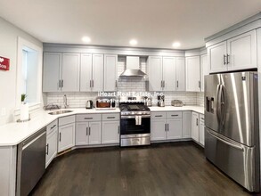 79 Walnut St, Unit 1 in Boston, MA - Building Photo - Building Photo