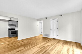 Heatherton 30 in Davenport, IA - Foto de edificio - Building Photo