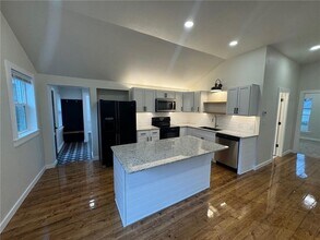 716 N Madison St in Siloam Springs, AR - Building Photo - Building Photo