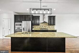 23493 Adagio Terrace in Ashburn, VA - Building Photo - Building Photo