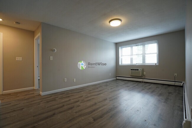 39 Shepard St in Boston, MA - Building Photo - Building Photo