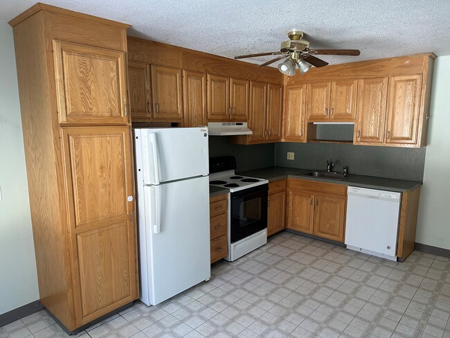 135 New Britain Ave, Unit C