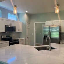 42 Coburn Dr E in Bluffton, SC - Building Photo - Building Photo