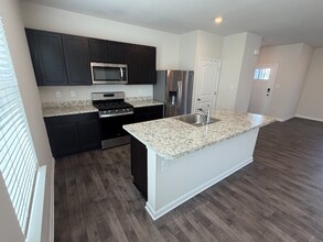 61 Filbert Dr in Wyoming, DE - Foto de edificio - Building Photo