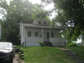 4525 N 41st St in Omaha, NE - Foto de edificio - Building Photo