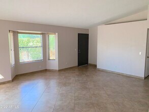 19842 N 9th St in Phoenix, AZ - Building Photo - Building Photo