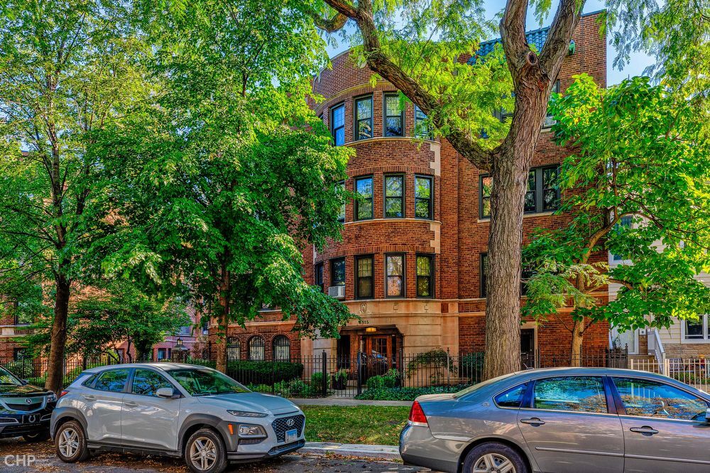 4527 N Wolcott Ave, Unit 4523-3A in Chicago, IL - Building Photo