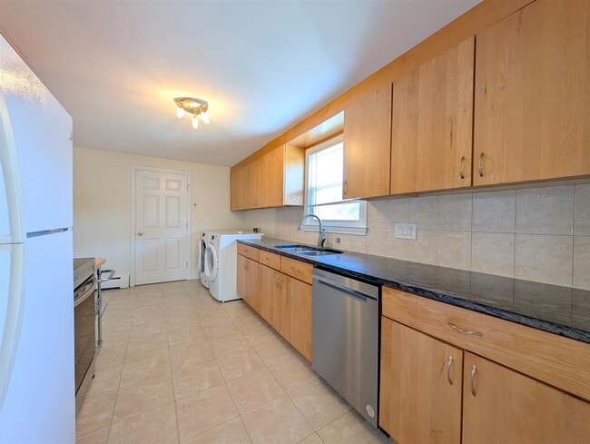 5 Patrick St, Unit 2 in Arlington, MA - Building Photo - Building Photo