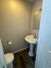 280 E Main St in Branford, CT - Building Photo - Building Photo