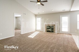 6041 Gimbel Cir in Indianapolis, IN - Building Photo - Building Photo