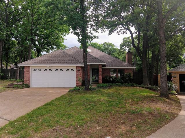 6218 Paradise Dr in Arlington, TX - Building Photo